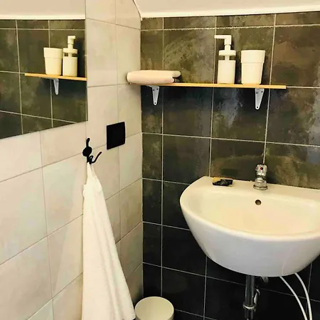 Casa vacanze Accommodates 5 People Between Ibla And *