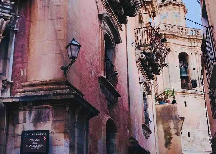 Feriehus Accommodates 5 People Between Ibla And Ragusa