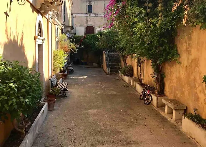Accommodates 5 People Between Ibla And Ragusa