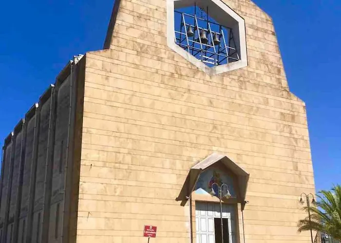 Accommodates 5 People Between Ibla And