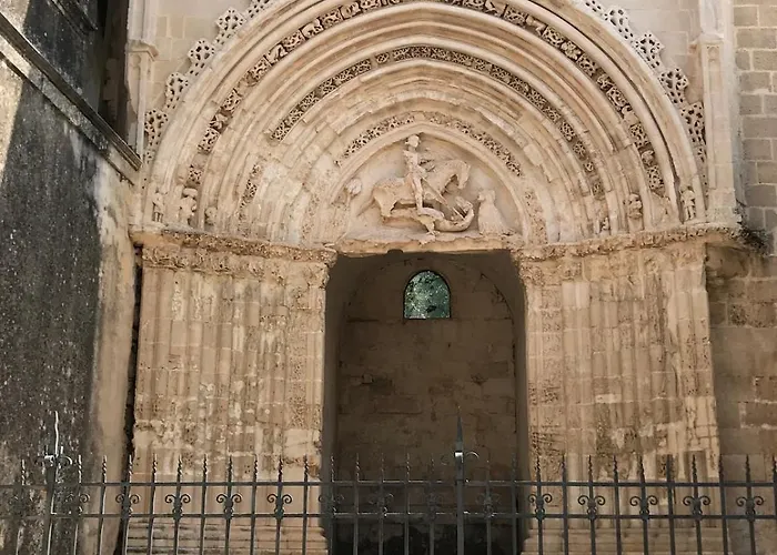 Accommodates 5 People Between Ibla And Feriehus Ragusa